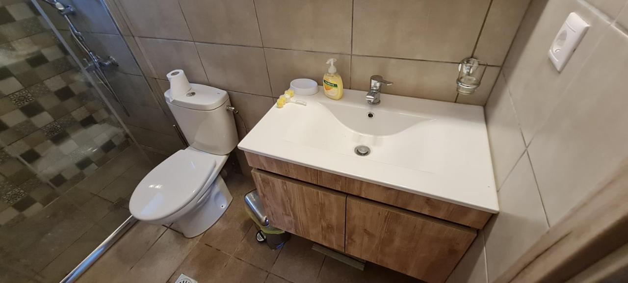 Gerys House Apartment Nikiana Luaran gambar